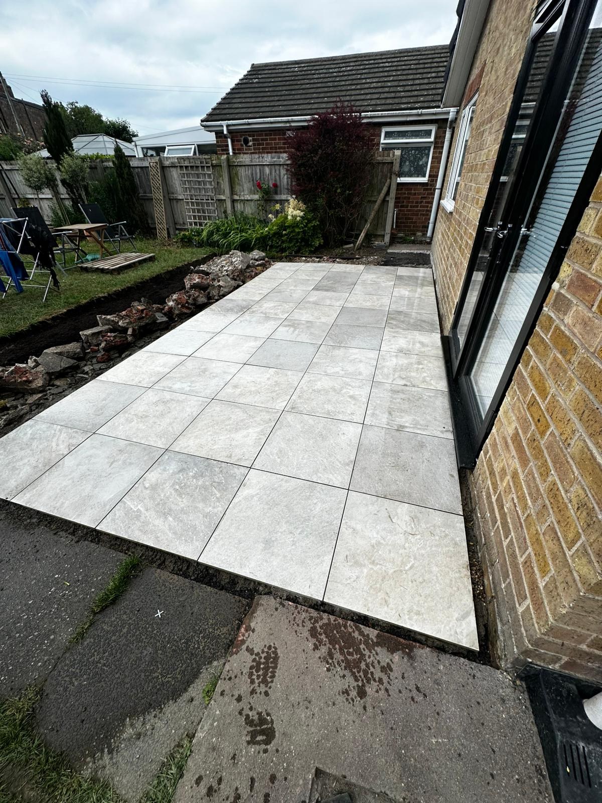 PATIOS thumbnail 7